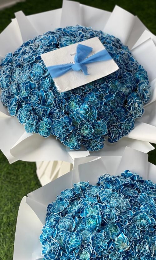 Blue carnation Bouquet
